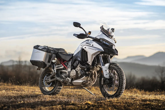 Ducati Multistrada V4 / V4S (2021) Review
