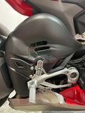 CARBONVANI DV4S25-28.5PLUS Ducati Panigale V4 (2025+) Carbon Exhaust Protection – Accessories in the 2WheelsHero Motorcycle Aftermarket Accessories and Parts Online Shop