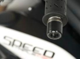 BE0031 - R&G RACING Triumph Daytona 955i / Speed Triple Handlebar End Sliders – Accessories in the 2WheelsHero Motorcycle Aftermarket Accessories and Parts Online Shop