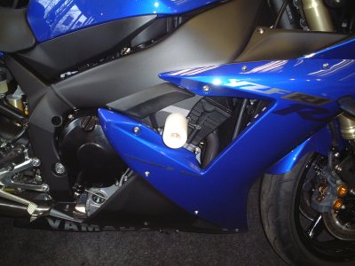 CP0057 - R&G RACING Yamaha YZF-R1 (02/03) Frame Crash Protection Sliders 